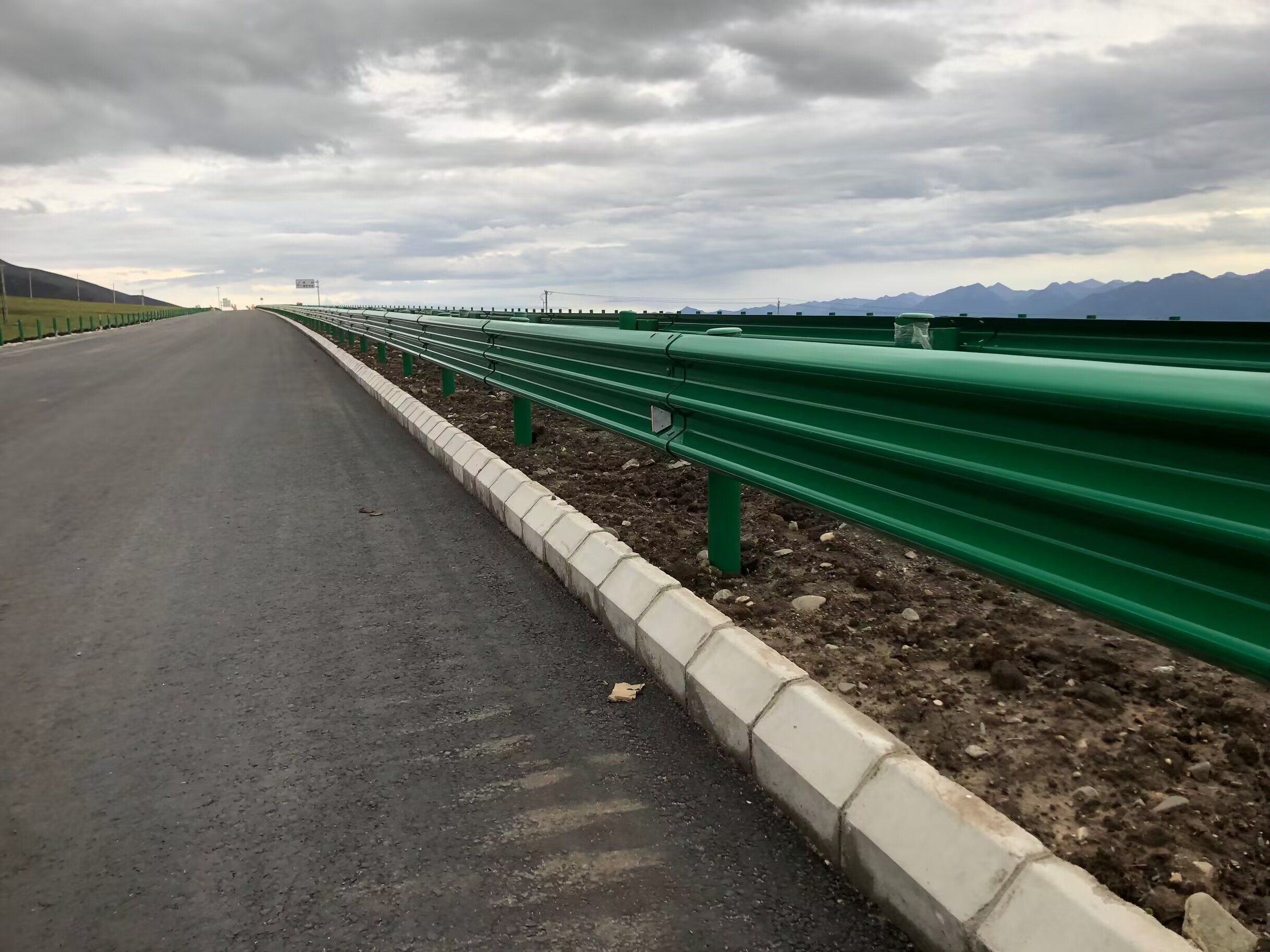 永嘉县乡村公路波形护栏高速公路波形护栏 - 推荐